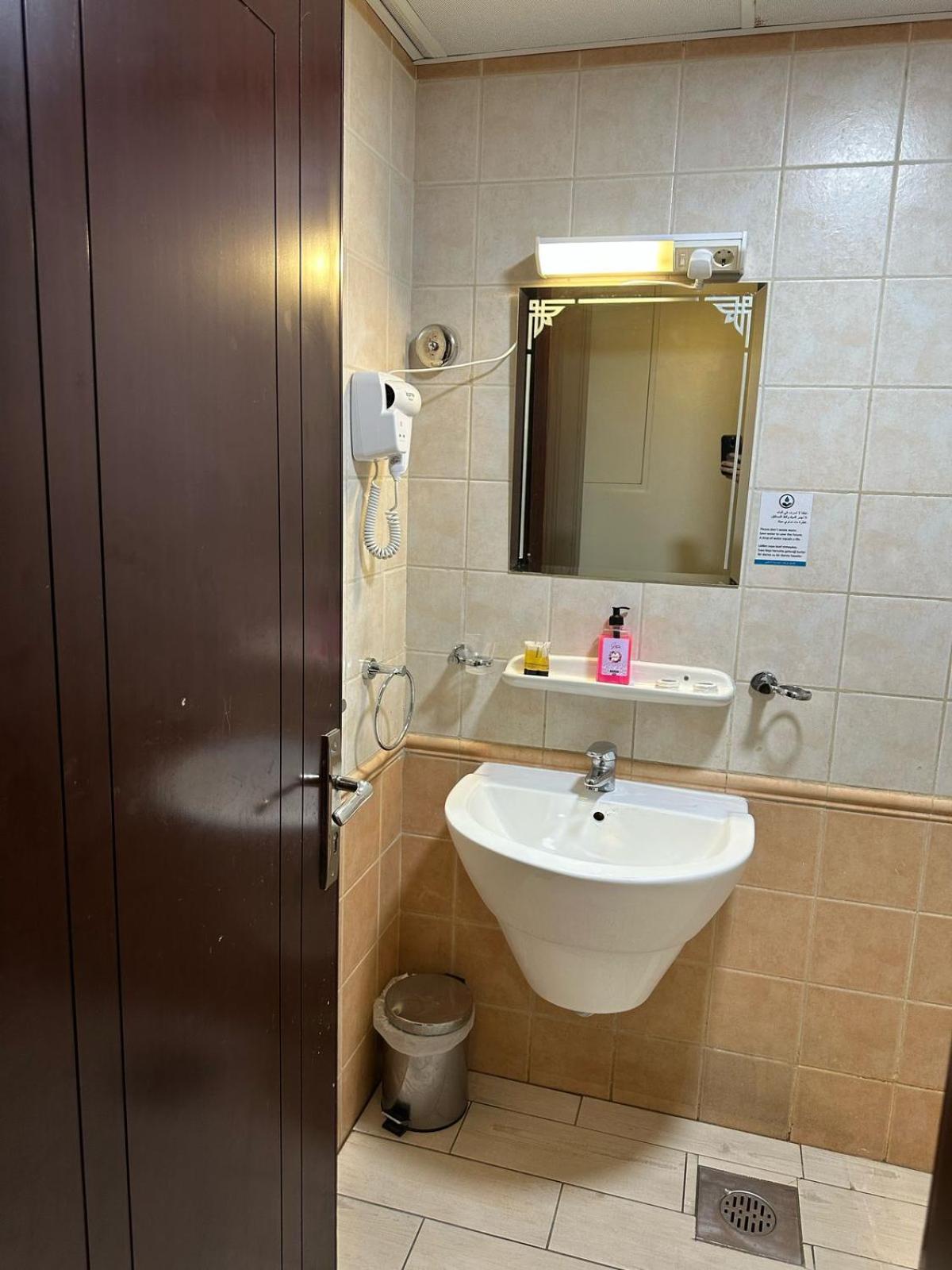 Hotel Morjan Almedina Aldhabi For Hospitality Tourism Esterno foto